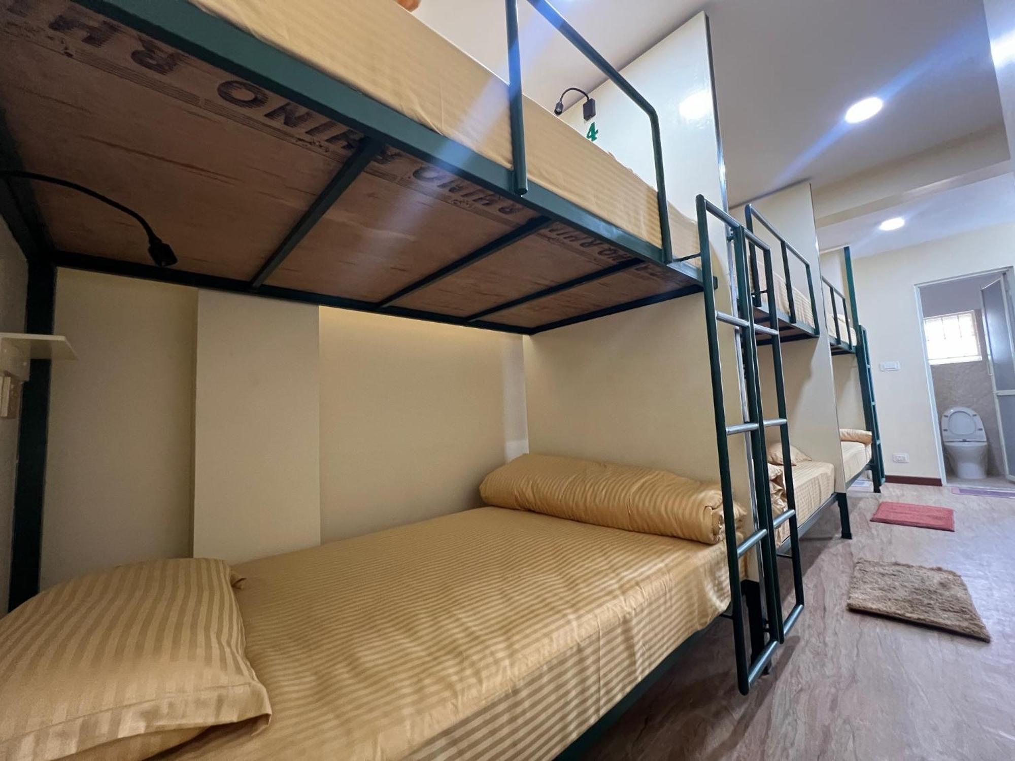 The Sparkling Turtle Backpackers Hostel Kathmandu Luaran gambar