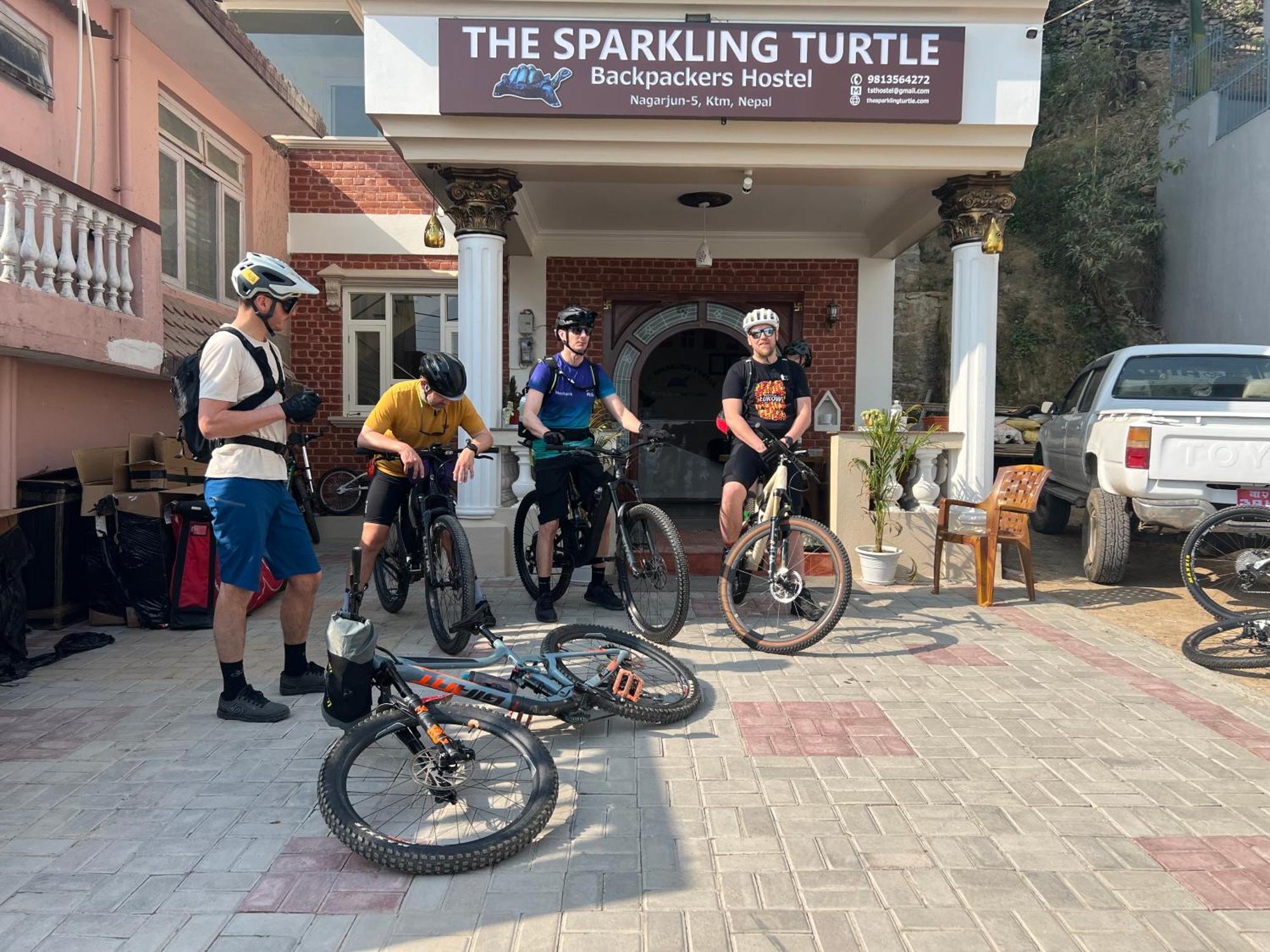 The Sparkling Turtle Backpackers Hostel Kathmandu Luaran gambar